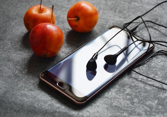 性价比之王小米6官网下架,没关系,小米7要来