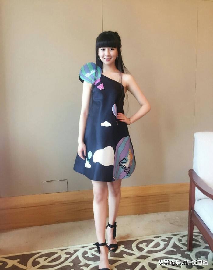 Ӱ��Ů��ԱС����������10����Ƭ���ͣ����ʹ��� �鶯������-7.jpg